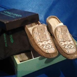 Donald pliner italy size 8